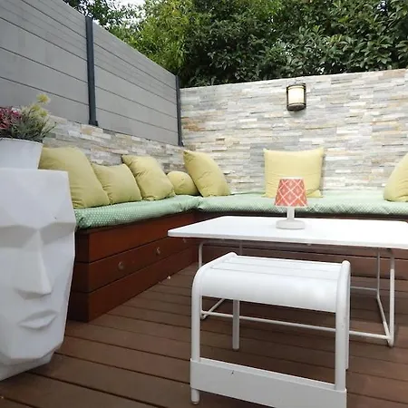 Ravissante Avec Piscine Pres De La Villa *